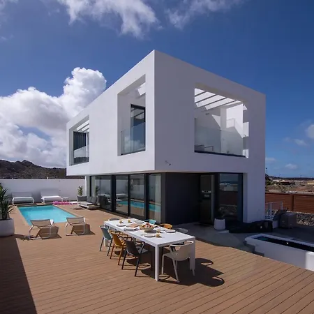 Yolo Luxe Sur Private Pool By Holidays